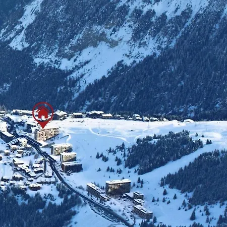 - Pieces 124 * Courchevel